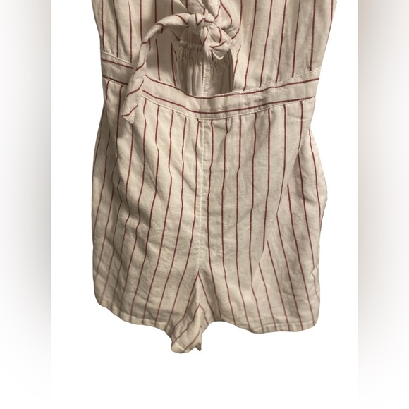 Authentic Abercrombie & Fitch Romper - Picture 3 of 4